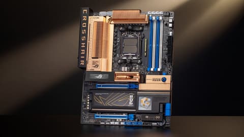 Elérhetővé vált az ASUS ünnepi alaplapja, a ROG Crosshair 2006 – A hűtőbordái nem rézből, hanem alumíniumból készültek