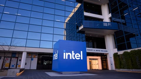 Nagy lökést kap az indiai félvezetőipar, hála az Intel és a Tata Group stratégiai megállapodásának