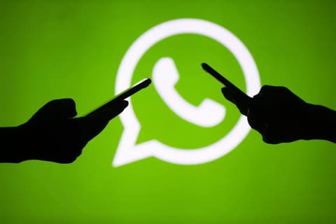 Az ünnepekre egy jelentősebb frissítéssel fordul rá a WhatsApp