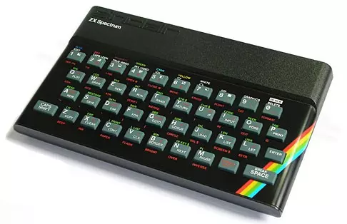 Sir Clive Sinclair új ZX Spectrumot készít