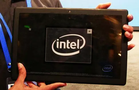 Lencsevégen egy érdekes referencia Intel Skylake táblagép