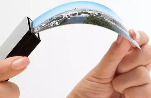 Friss infók a Samsung hajlítható AMOLED kijelzőjéről