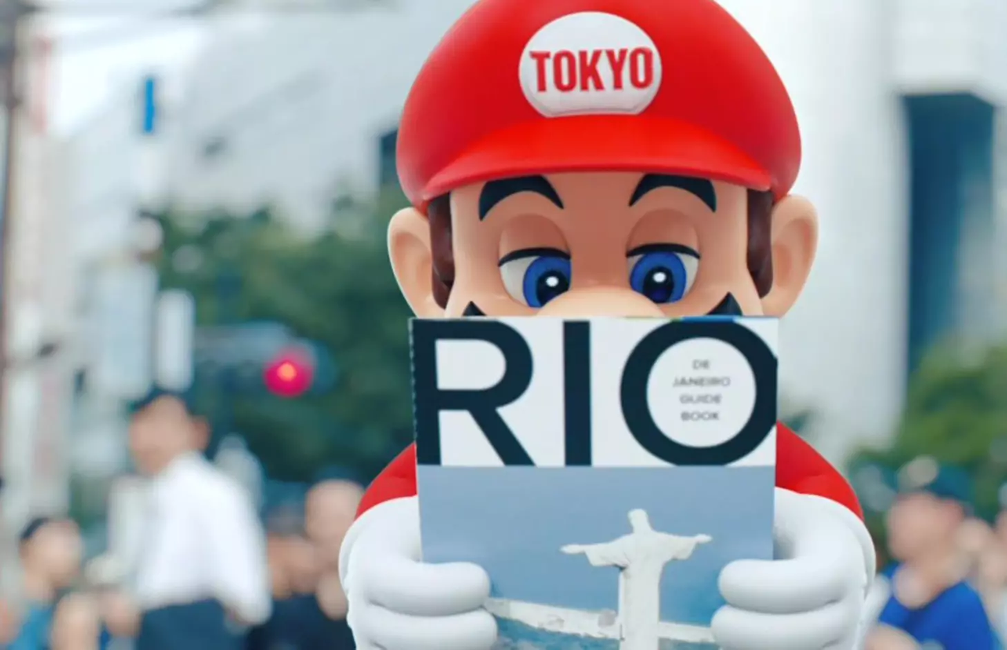 Japán miniszterelnöke megjelent az Olimpián... mint Mario