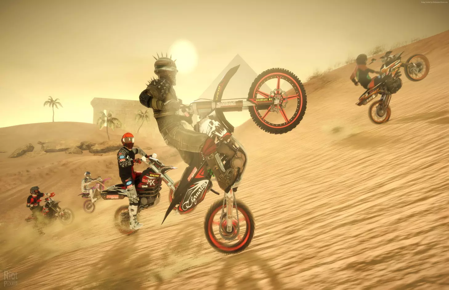 MX Nitro - Kaszkadőr és mutatványos egy személyben