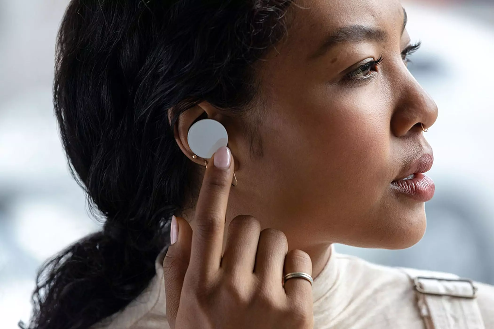 Érkezik Európába a Surface Earbuds