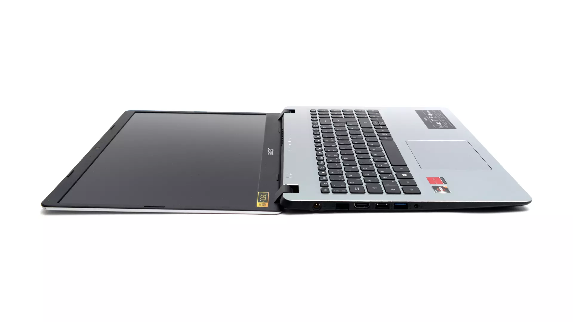 Acer Aspire A5: Vékony noteszgép RYZEN APU-val és videokártyával