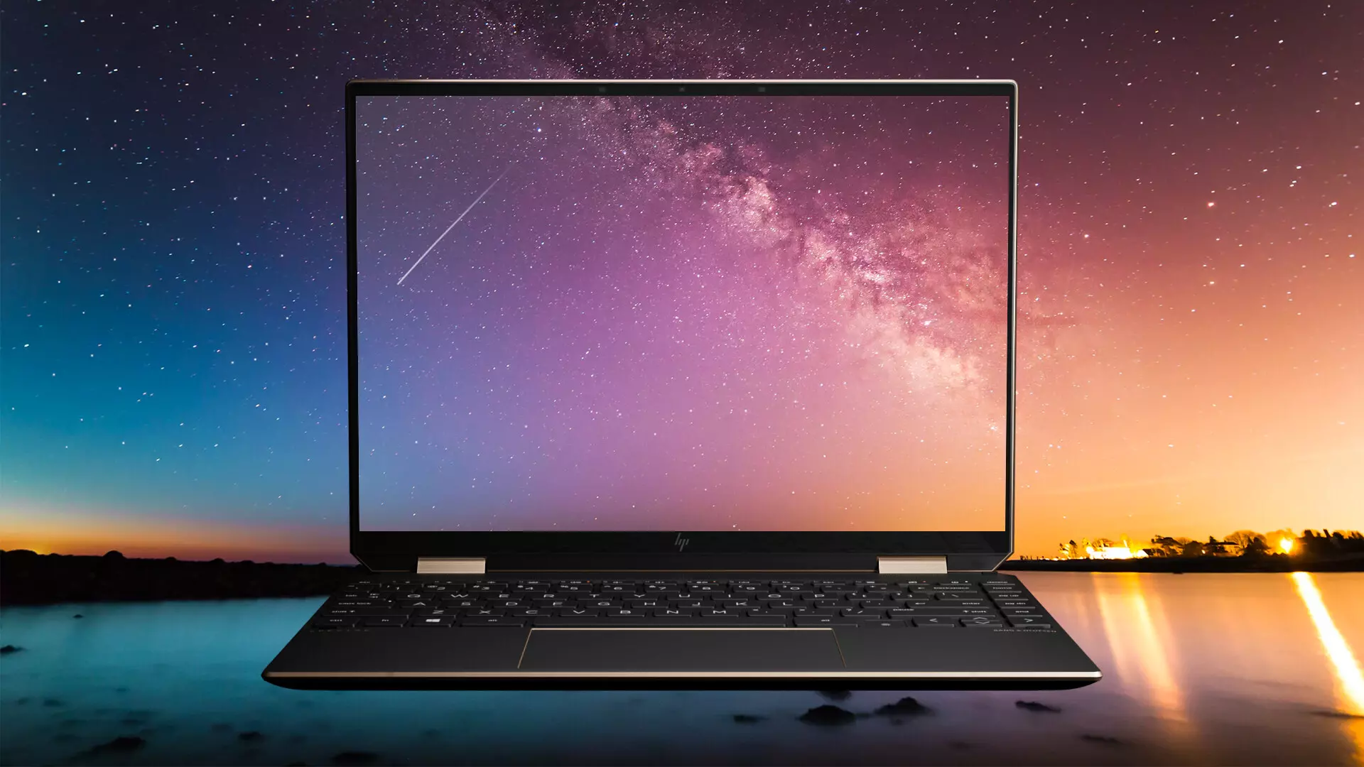 Spectre x360-as notebookokat jelentett be a HP