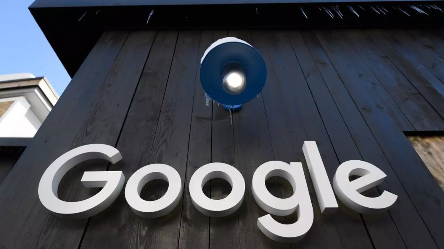 Az amerikai igazságügyi minisztérium perbe fogja a Google-t