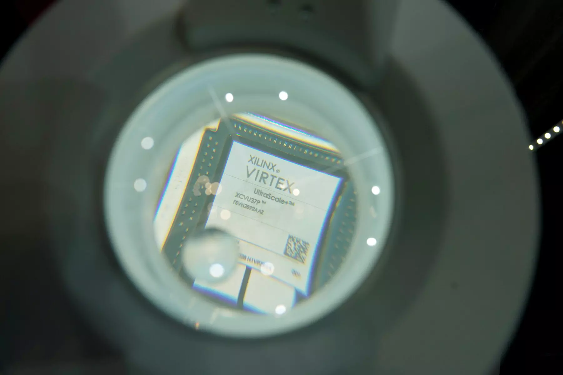 Újabb jelentős felvásárlás: Az AMD bekebelezi a Xilinx-et