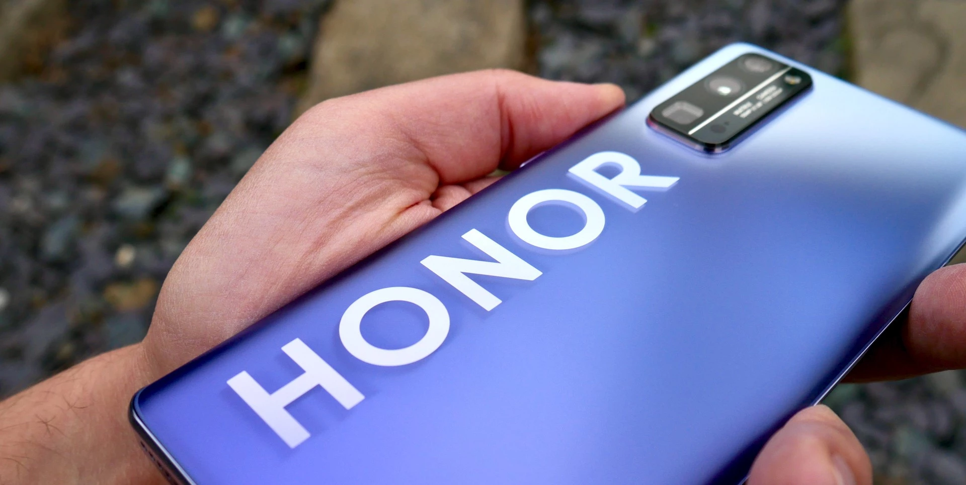 Kína első számú gyártója lenne a Honor, már tárgyal a Qualcommal