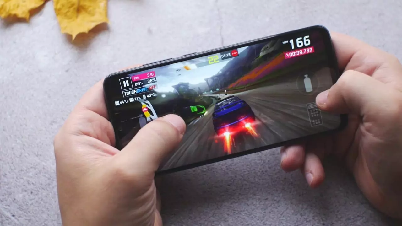 Elérhető árú gamer mobil jöhet a Redmitől
