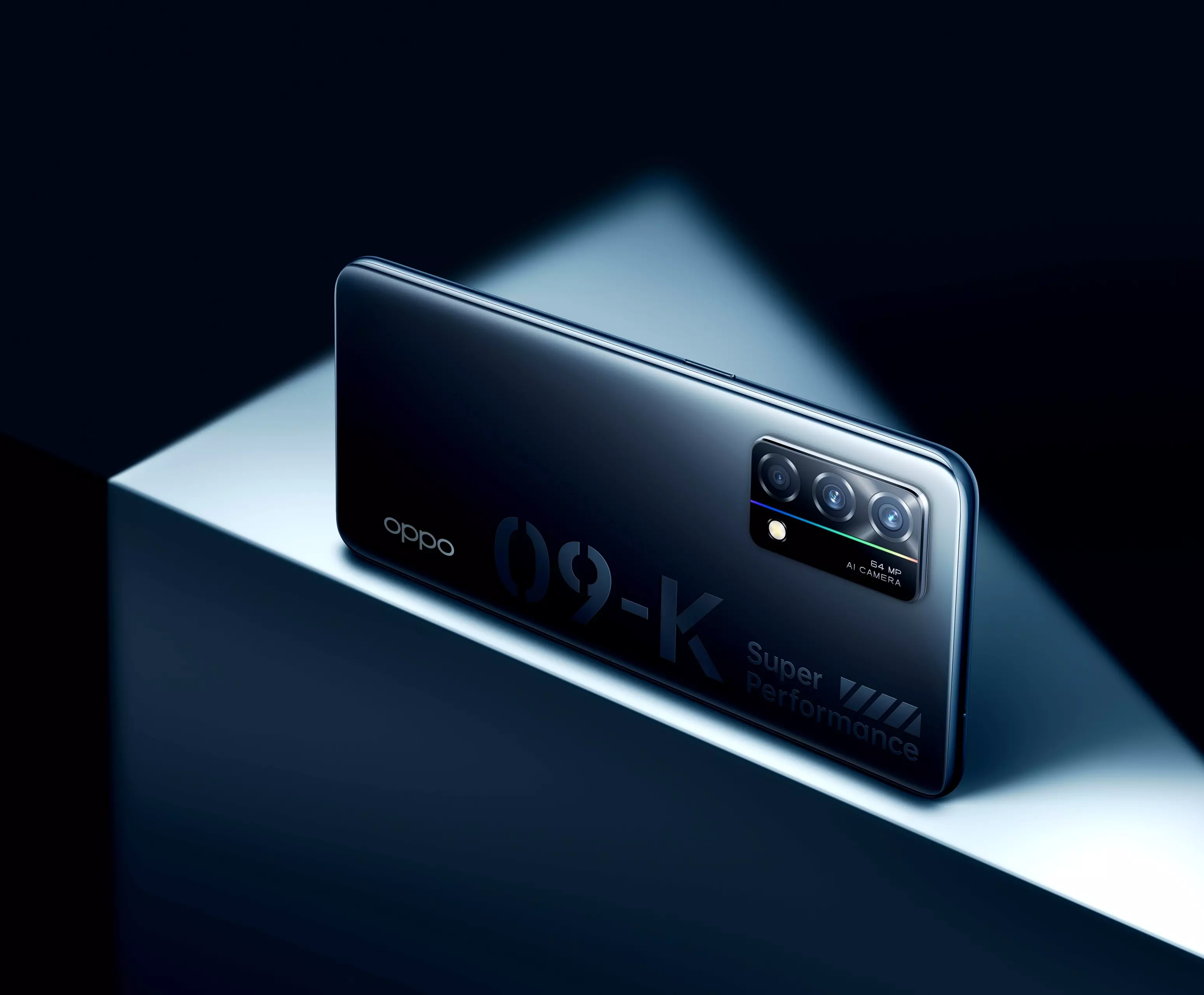 Oppo K9 5G – Kiegyensúlyozott versenyző gyengeségek nélkül