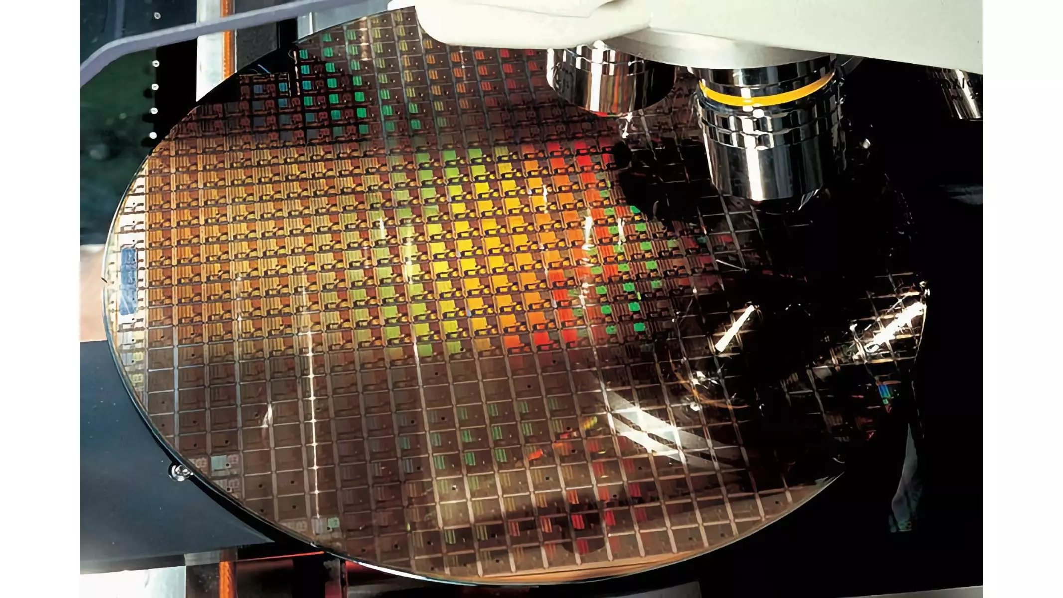 Fontos mérföldkőhöz ért az Intel 7 nm-es Meteor Lake lapkájának fejlesztése