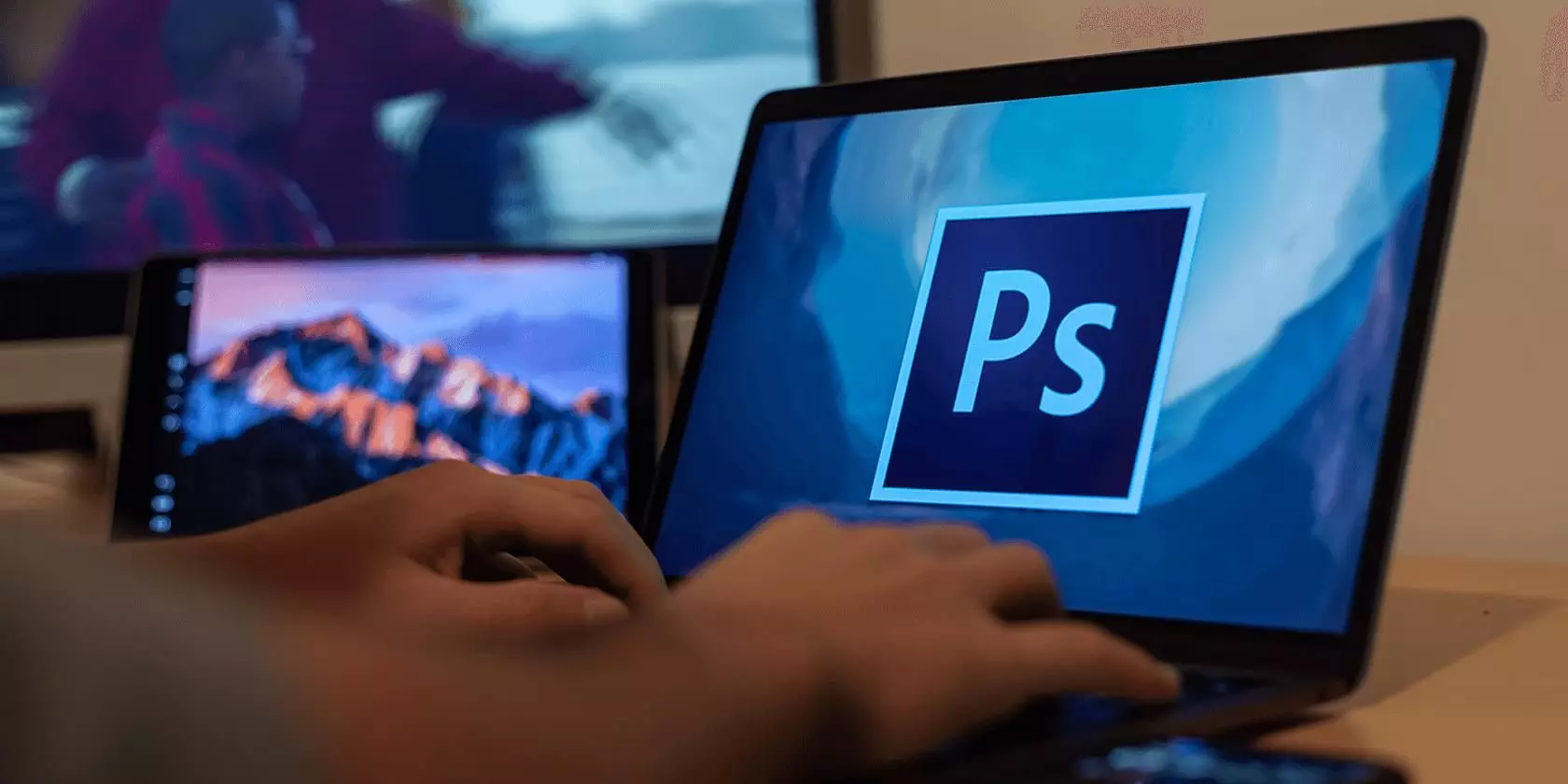 Ingyenes Photoshop hozzáférést indított az Adobe