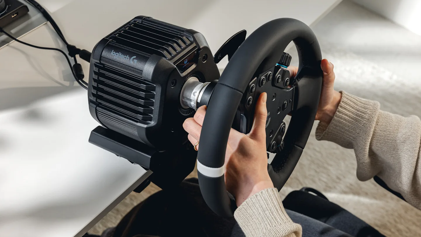 Logitech RS50 System használat közben