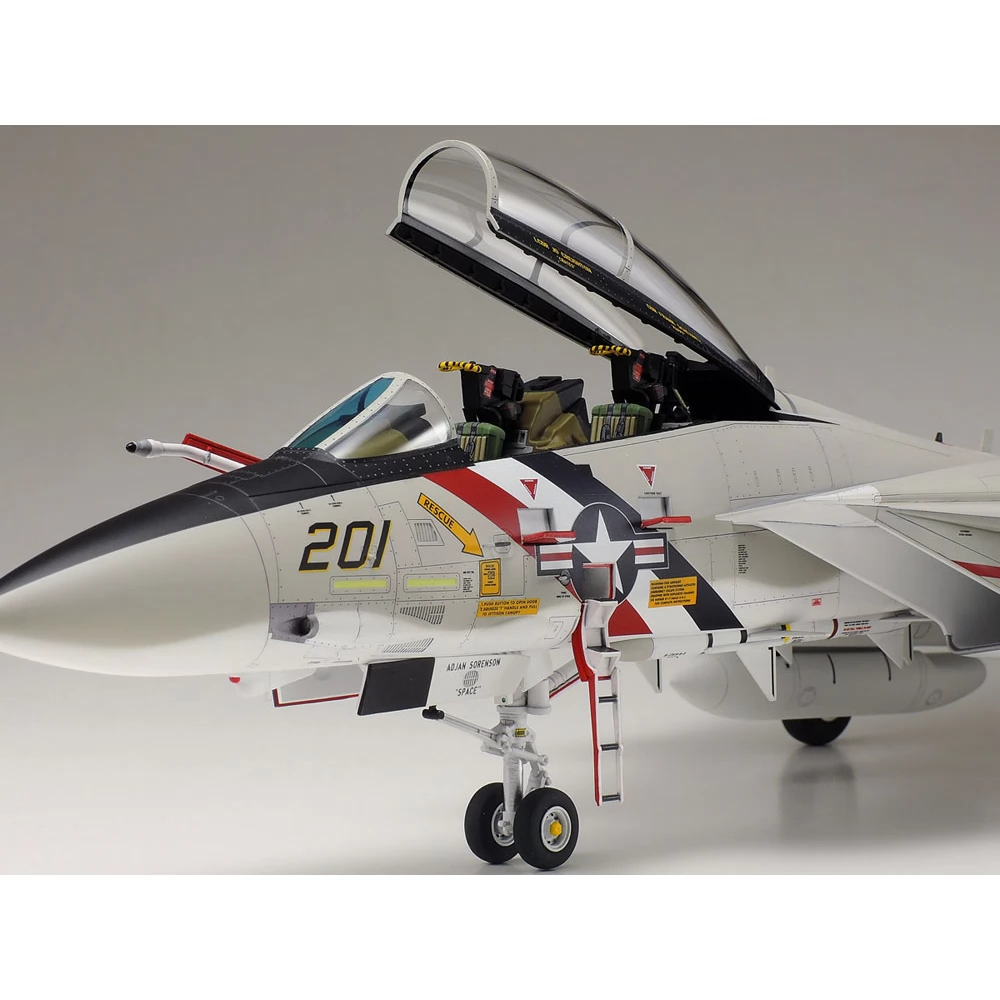 TAMIYA 1/48 Grumman F-14A Tomcat military aircraft model