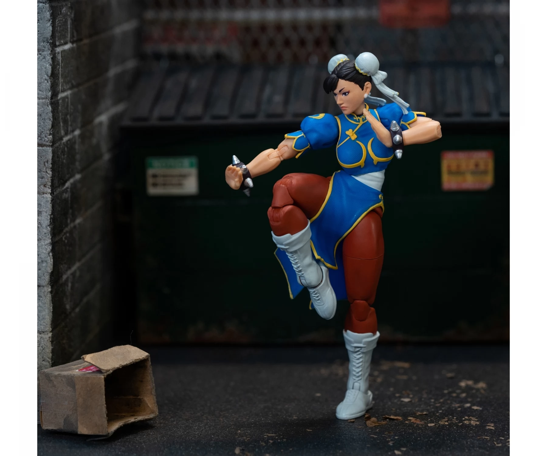 JADA TOYS Street Fighter II Chun-Li figura - iPoncomp.com