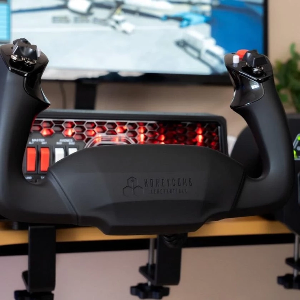 HONEYCOMB Alpha Flight Controls XPC Yoke - iPoncomp.com