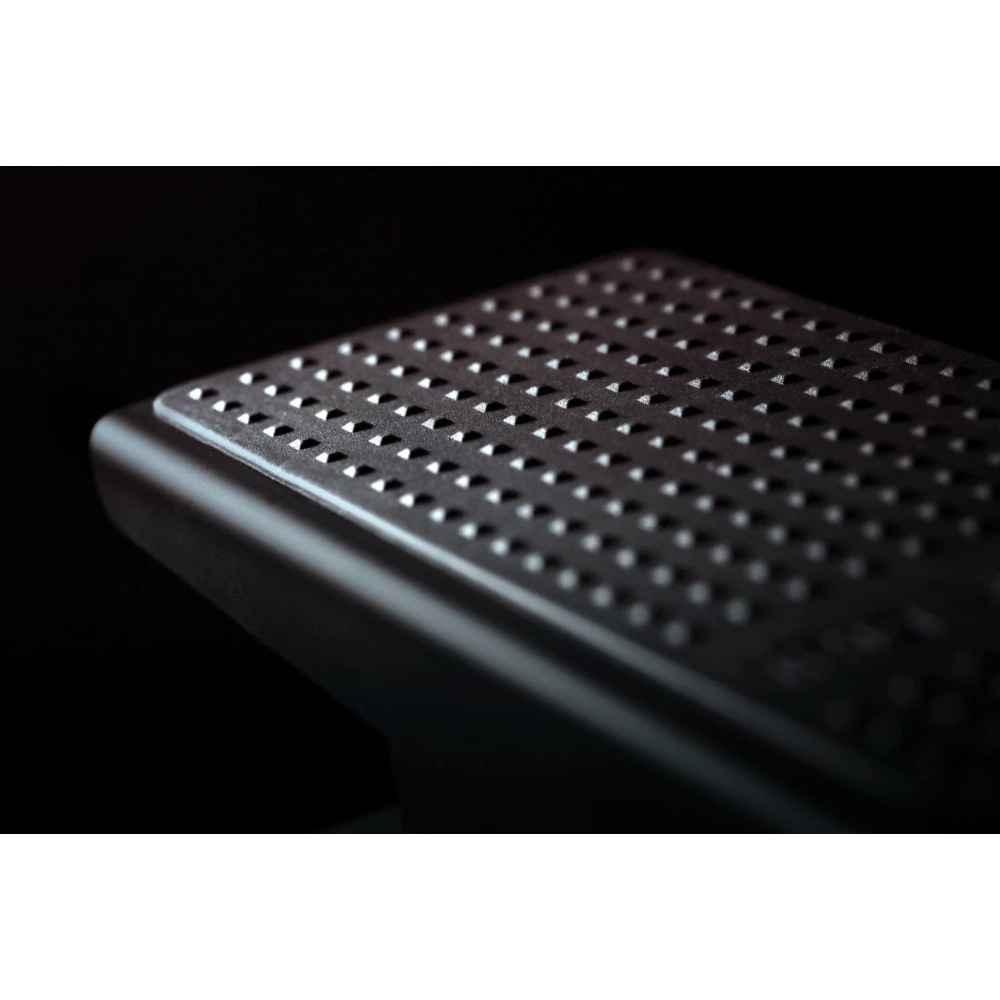 IK MULTIMEDIA iRig Stomp I/O guitar pedal - iPoncomp.com IK MULTIMEDIA iRig Stomp I/O guitar pedal - iPoncomp.com