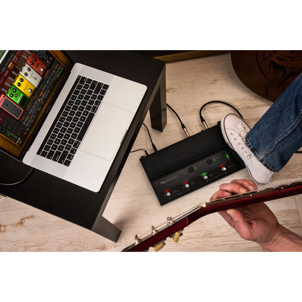 IK MULTIMEDIA iRig Stomp I/O guitar pedal - iPoncomp.com IK MULTIMEDIA iRig Stomp I/O guitar pedal - iPoncomp.com