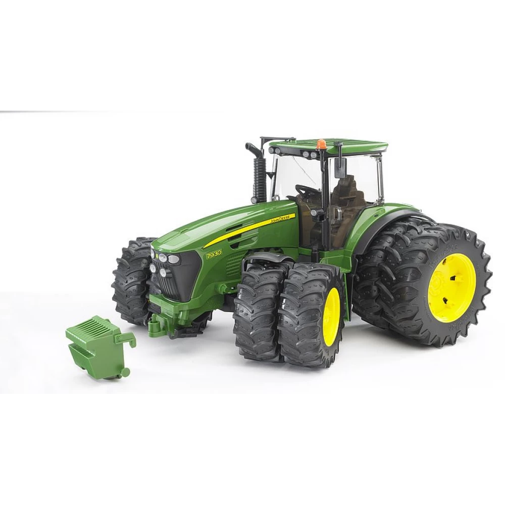 BRUDER John Deere 7930 ikerkerekes tractor iPoncomp