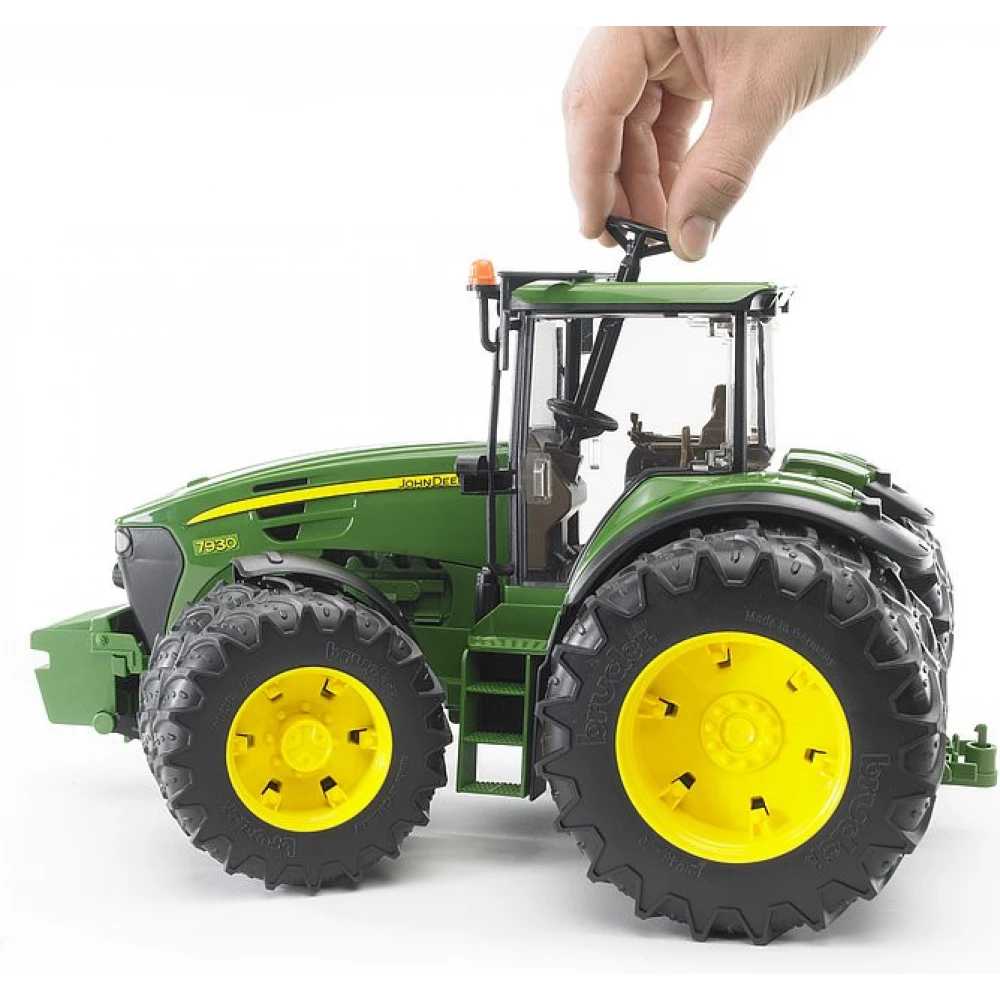 John deere bruder 7930 store