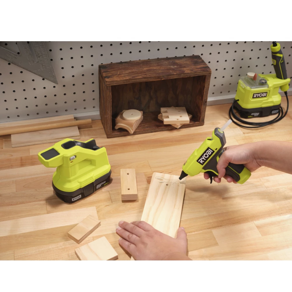 RYOBI RGLM18 0 18 V battery compact glue gun iPoncomp