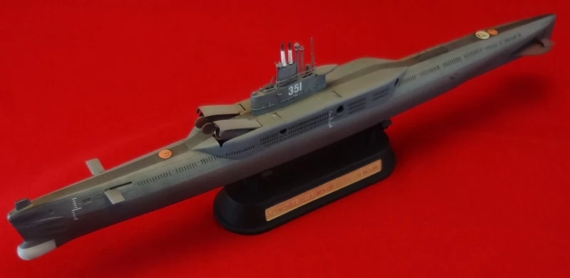 HOBBYBOSS 1/350 PLA Navy Type 033G Wuhan Class military submarine model ...